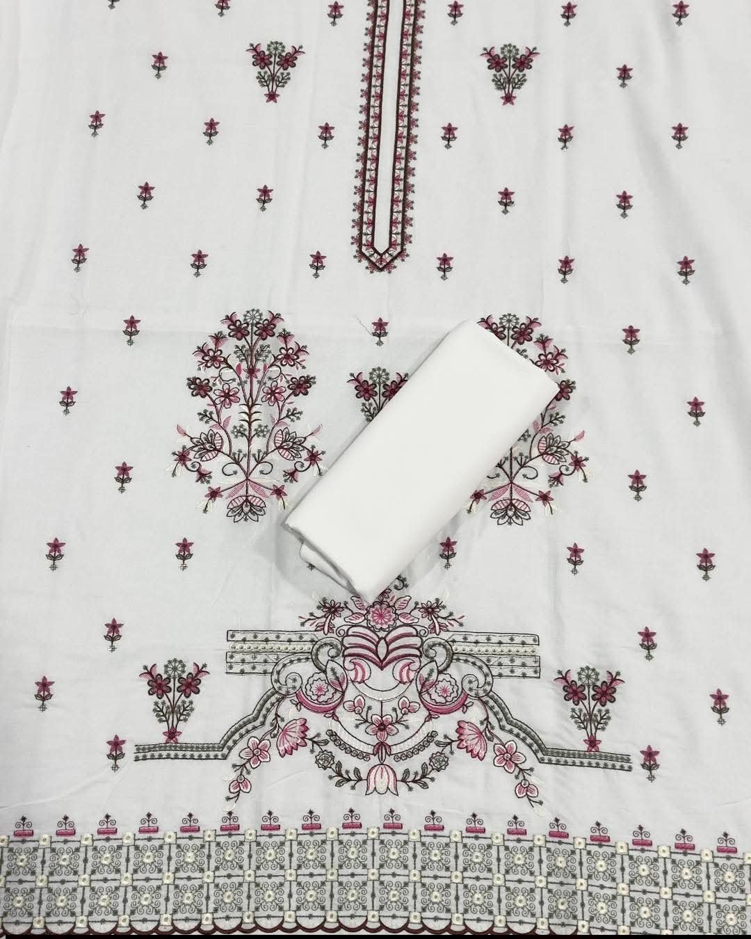 Bareeze Lawn 2 piece