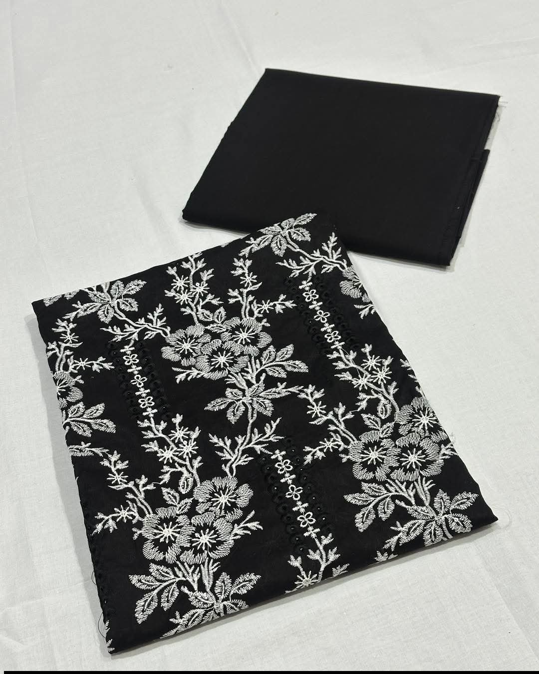 Bareez Lawn 2 piece suit